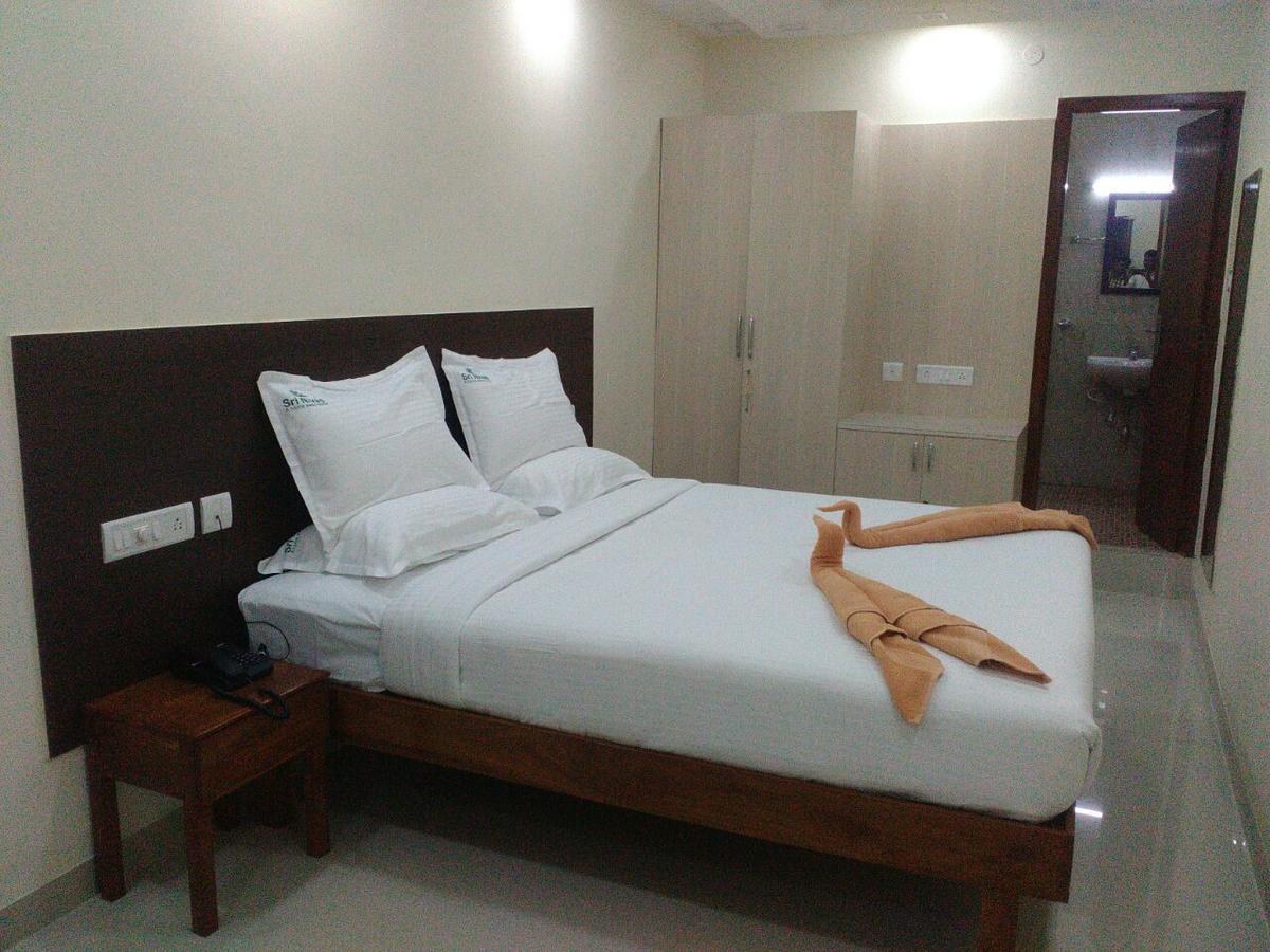 Sri Nivas Guest House Mayiladuthurai Exterior photo